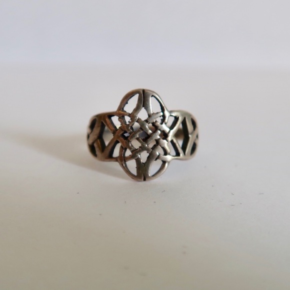 Sterling Silver-Celtic Ring-Gothic -Knot Ring - Picture 2 of 5